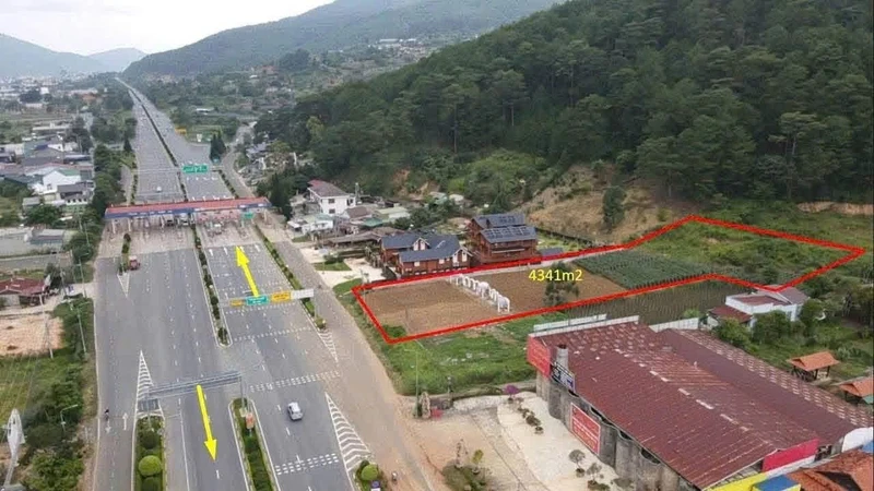 Bán đất mặt tiền cao tốc Liên Khương Đà Lạt 4.341 m²