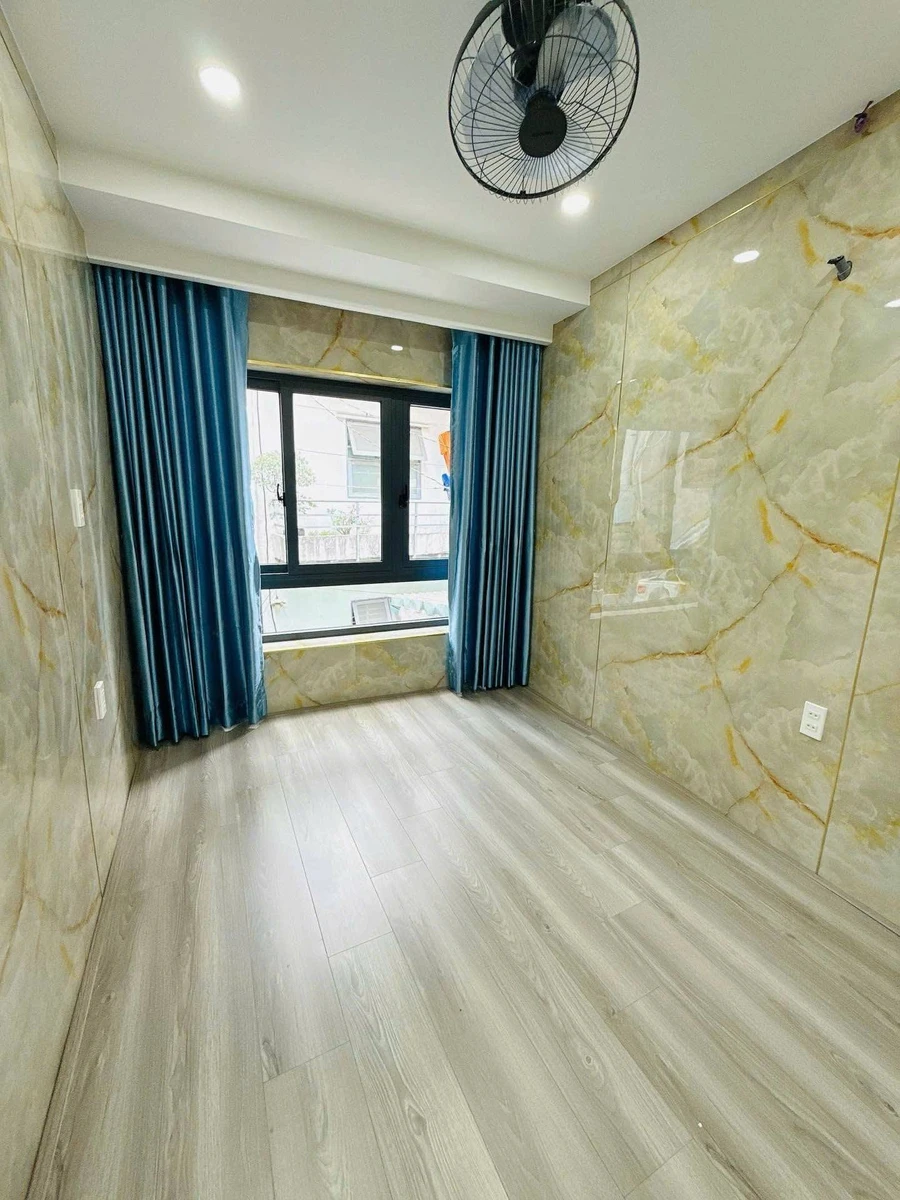 Bán nhà hẻm 32m² 2 tầng 3PN gần chợ Phú Nhuận, giá 4,28 tỷ - Ảnh thu nhỏ 3