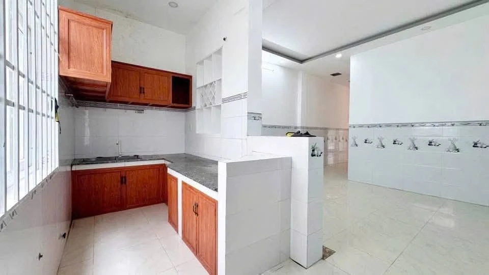 Bán nhà 2 phòng ngủ 100m² Rạch Giá, Kiên Giang 2,9 tỷ - Ảnh thu nhỏ 3