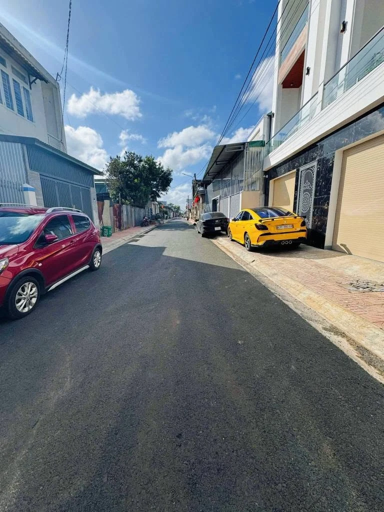 Bán lô đất thổ cư 4,5x21m hẻm 25 Mai Thị Lựu, Phường Ea Kao, giá 2,5 tỷ - Ảnh 1