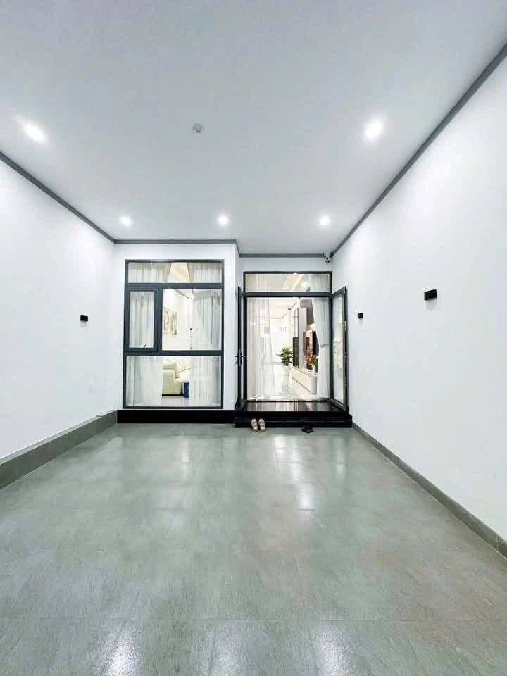 Bán nhà hẻm Y Wang 210m² 3PN 3WC giá 3,1 tỷ - Ảnh thu nhỏ 2