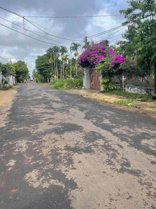 Bán đất mặt tiền Ea Tiêu 201m² giá 1 tỷ 780 triệu