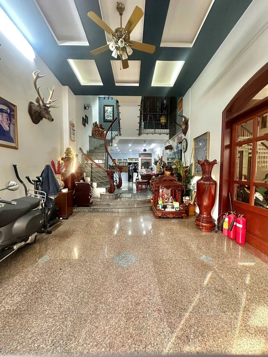 Bán nhà 2 căn 175m2, 8PN Ba Tháng 2, Quận 10 - Ảnh thu nhỏ 3