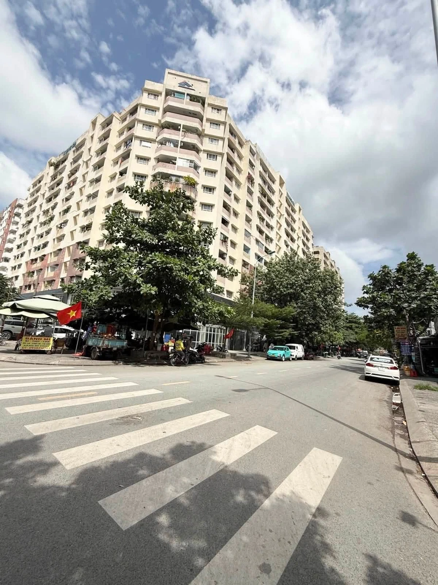 Bán nhà 4 tầng 64m2, 4 phòng ngủ, ô tô tới cửa, đường Phan Huy Ích, Gò Vấp - Ảnh thu nhỏ 3