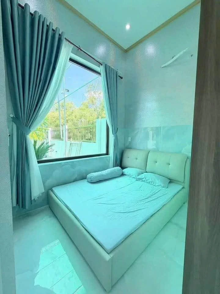 Bán nhà mặt tiền 300m² Định Hòa, Bình Dương, 4,75 tỷ - Ảnh thu nhỏ 4