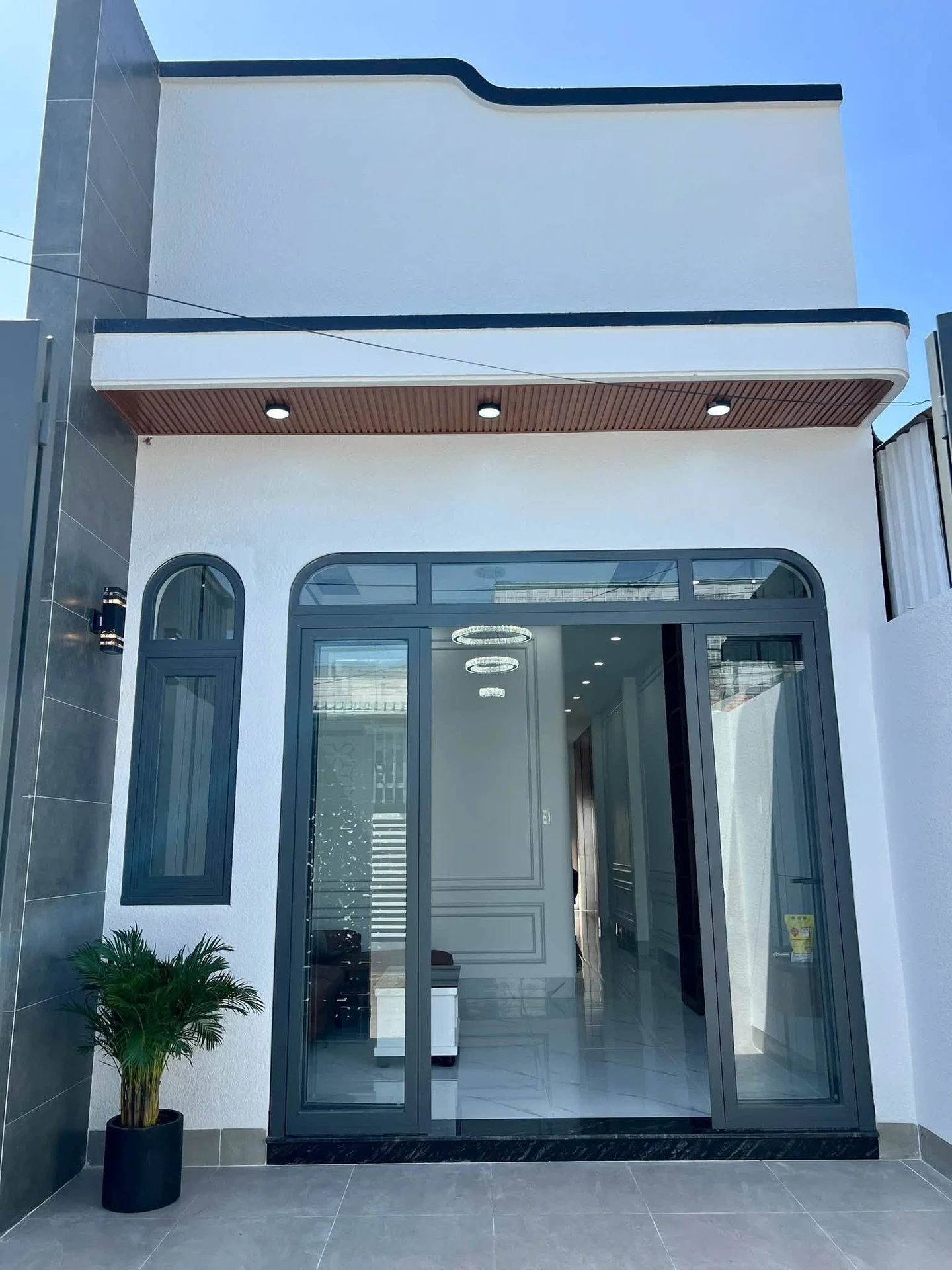 Bán nhà mới hẻm ô tô 2 phòng ngủ 77m² giá 1 tỷ 680 - Ảnh 1