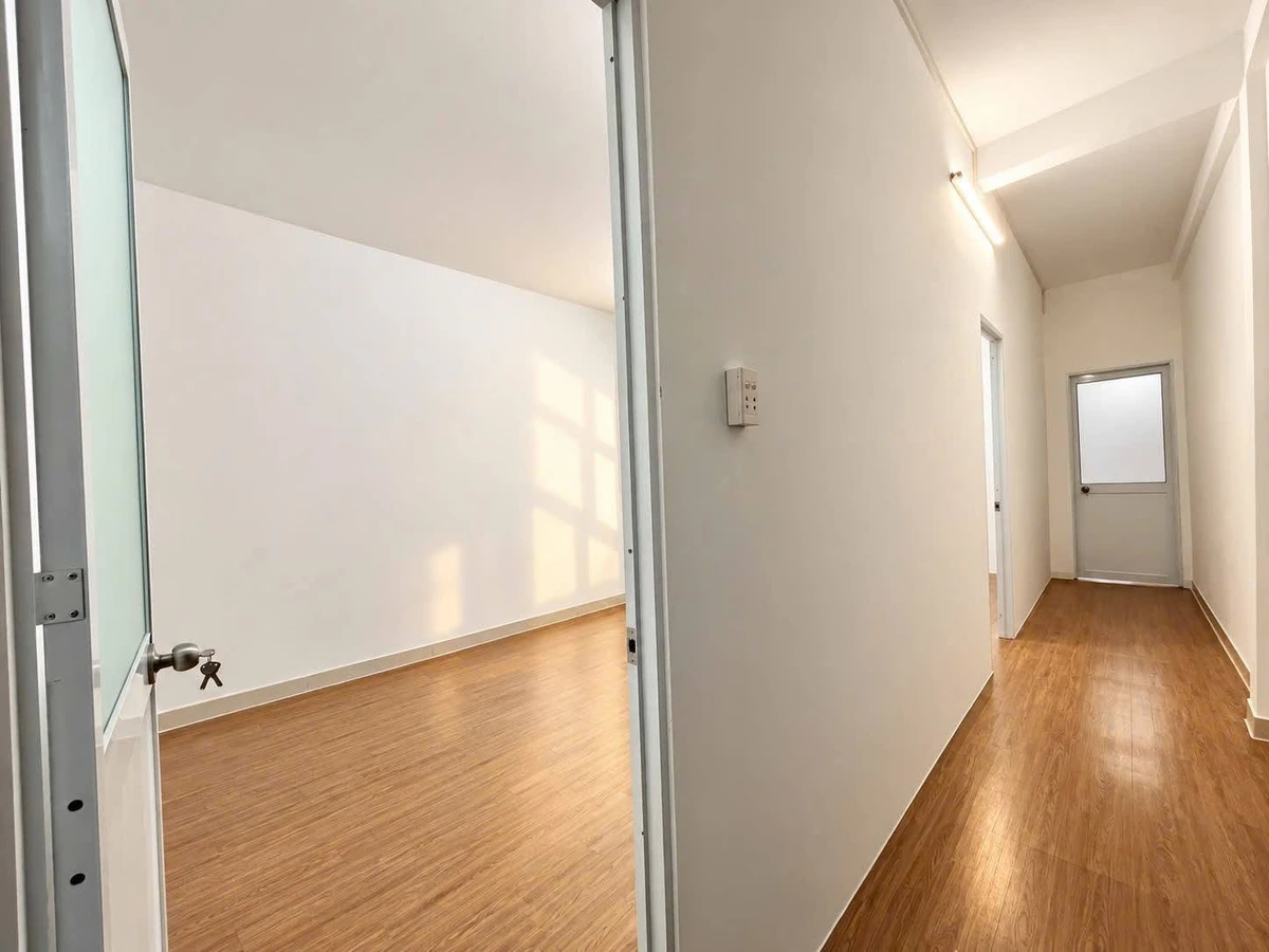 Bán căn hộ 63m2 2PN mặt tiền Nguyễn Duy Dương Quận 5 - Ảnh thu nhỏ 3