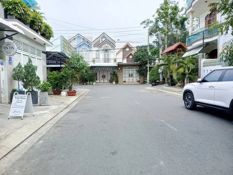 Bán lô thổ cư góc 2 mặt tiền Lương Thế Vinh, Phan Thiết, 150m2, 7.9 tỷ