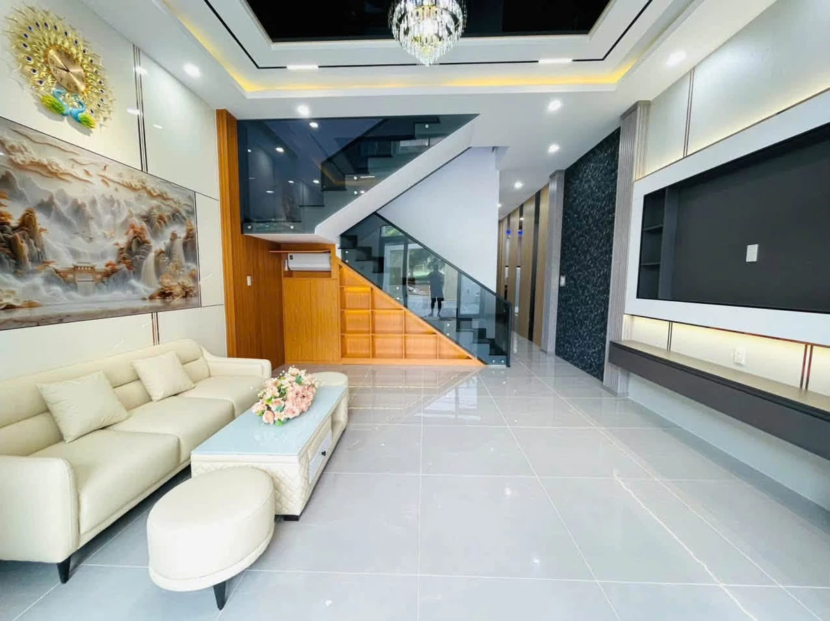 Bán nhà mặt tiền 125m² 4 phòng ngủ Rạch Giá 4,35 tỷ - Ảnh thu nhỏ 3
