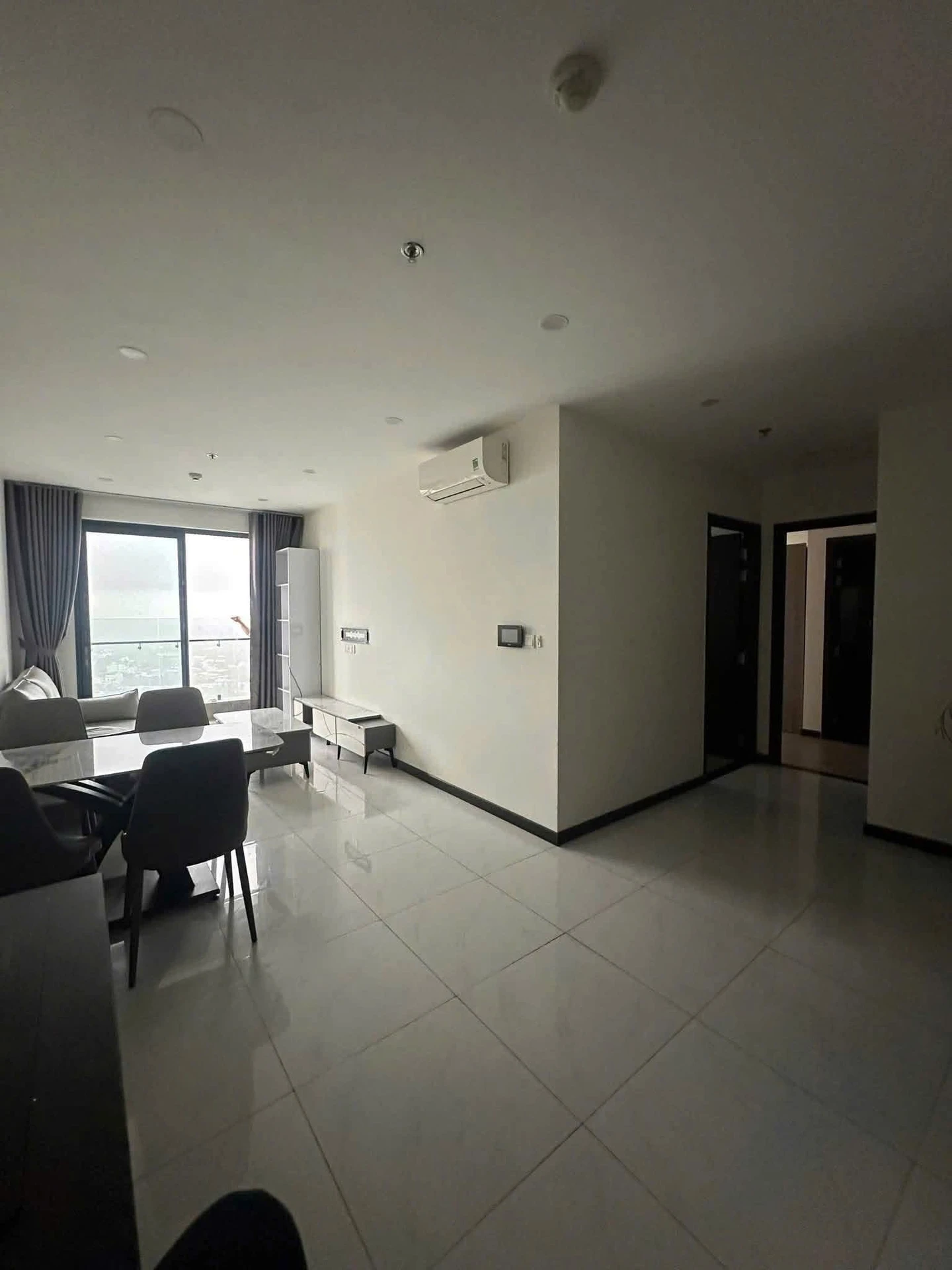 Cho thuê căn hộ Sky View 80m2, 2PN, 2NVS, 10 triệu/tháng - Ảnh 1