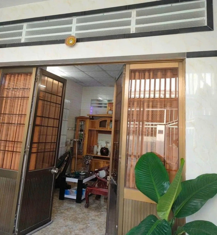 Cho thuê nhà 2PN, 90m², nội thất đầy đủ, Phường An Bình - 6 triệu/tháng - Ảnh 1