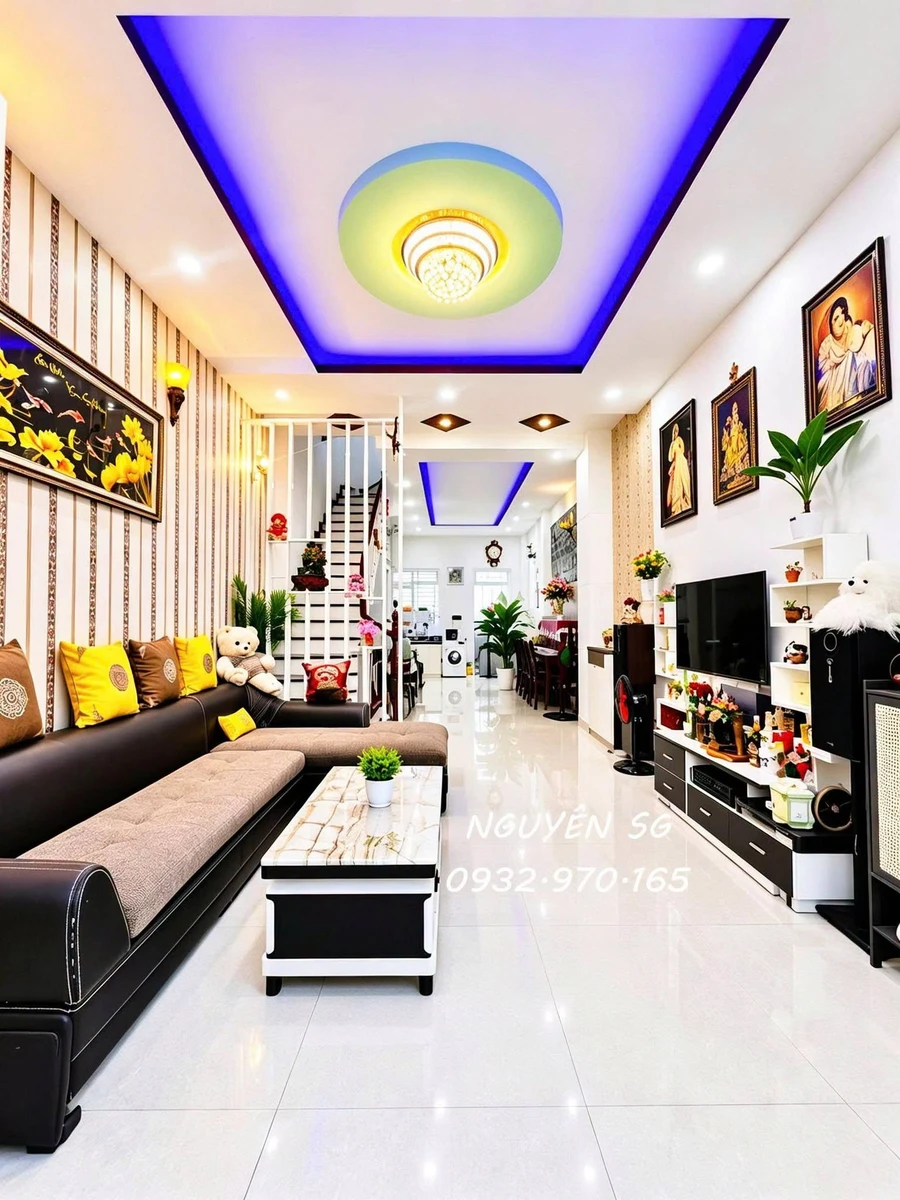 Bán nhà 3 tầng 4PN 60m2 hẻm xe hơi gần Vincom Quang Trung, Gò Vấp - 7,18 tỷ - Ảnh 1