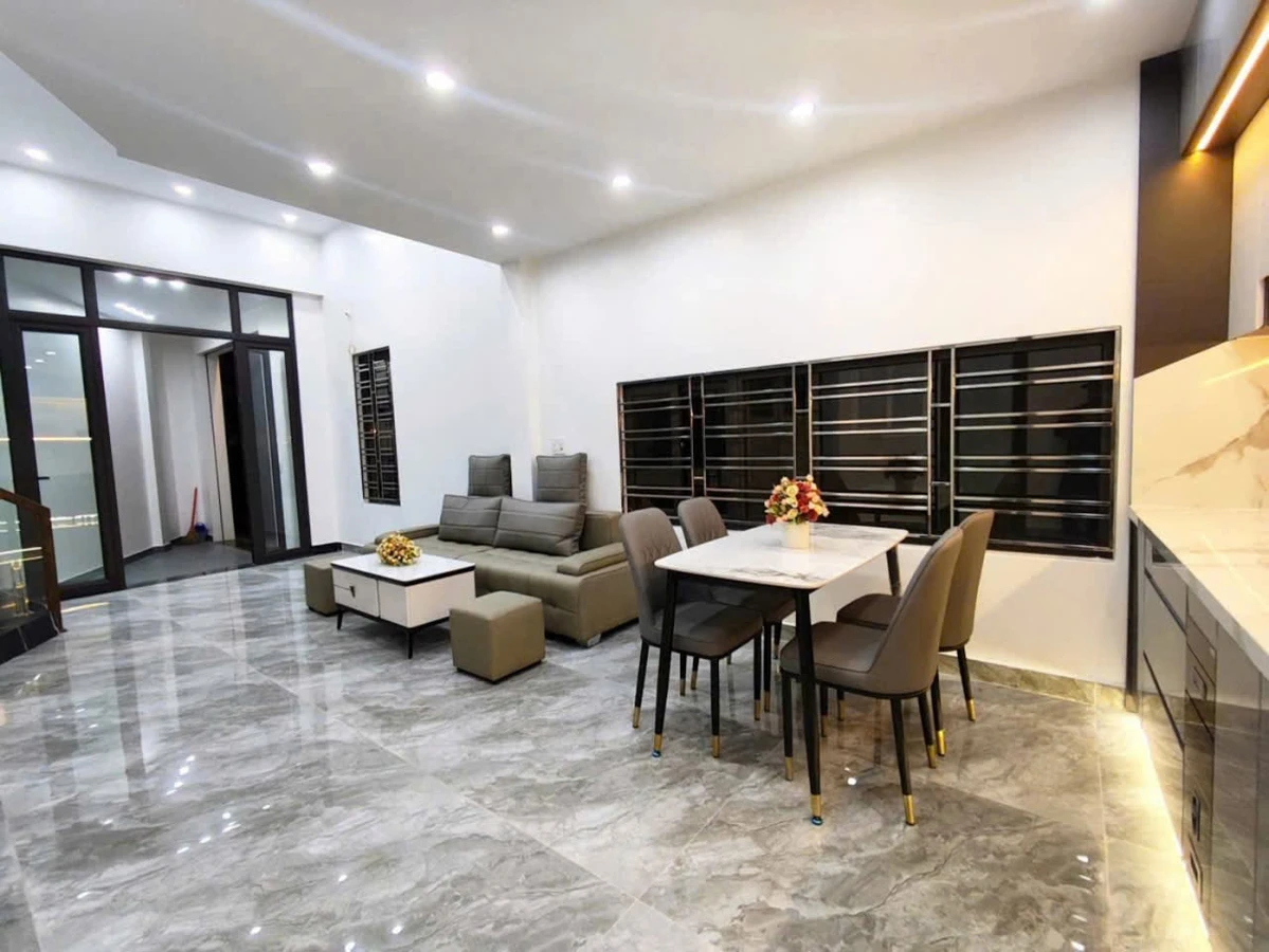 Bán nhà mặt ngõ 46m² 3 tầng Trần Nguyên Hãn, Quận 1 - Ảnh 1