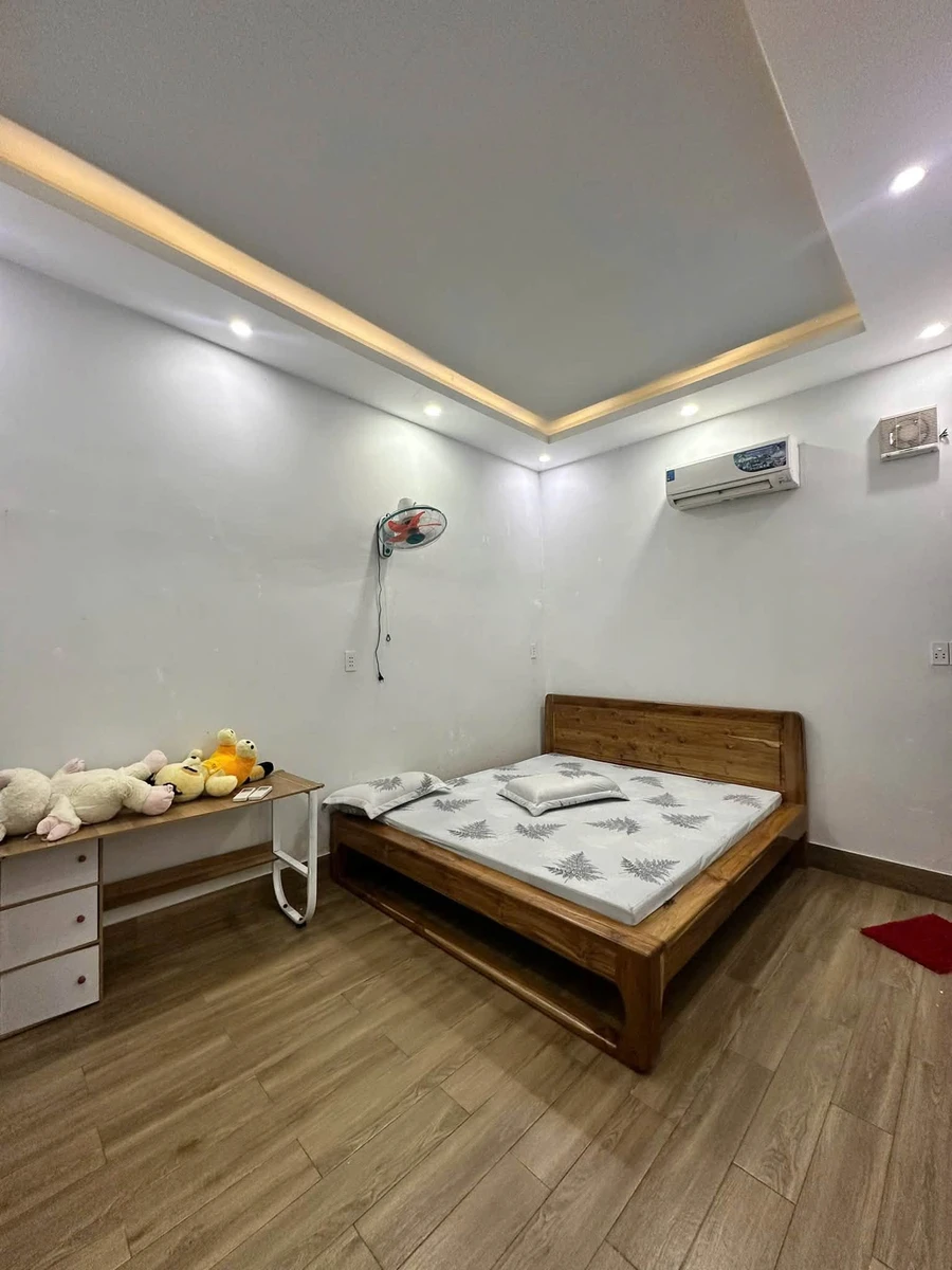 Bán nhà cấp 4 góc công viên 4 gian 63m² 3,2 tỷ Quận 7 - Ảnh thu nhỏ 3