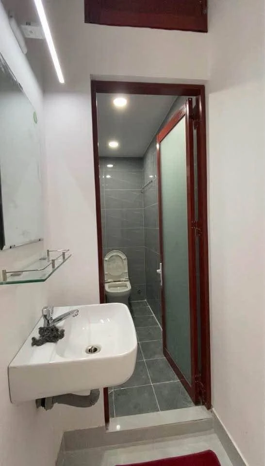 Bán nhà 3 tầng căn góc 2 mặt hẻm 5m đường Ngô Mây, trung tâm Quy Nhơn, 110m2 - Ảnh thu nhỏ 4