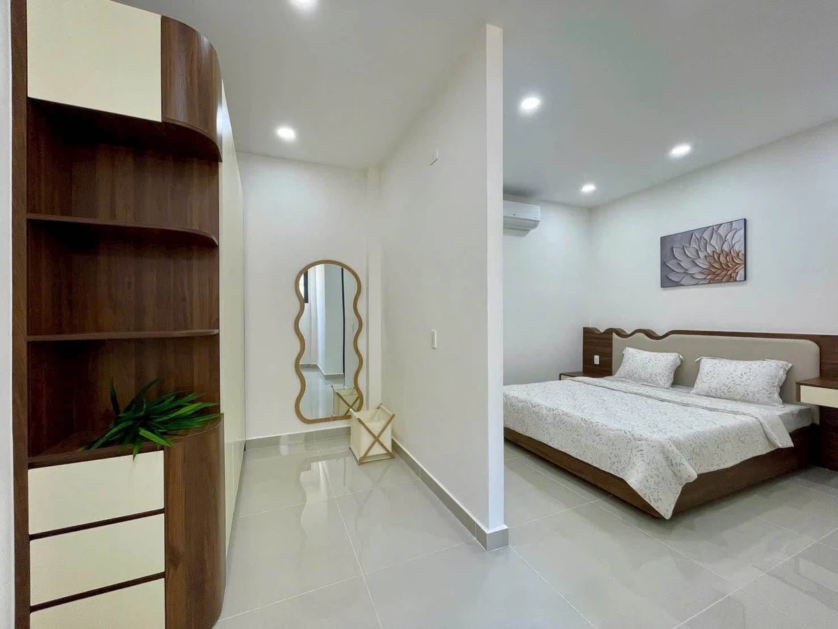 Bán nhà mặt tiền 3 tầng 80,7m2 Nha Trang 11,5 tỷ - Ảnh thu nhỏ 2