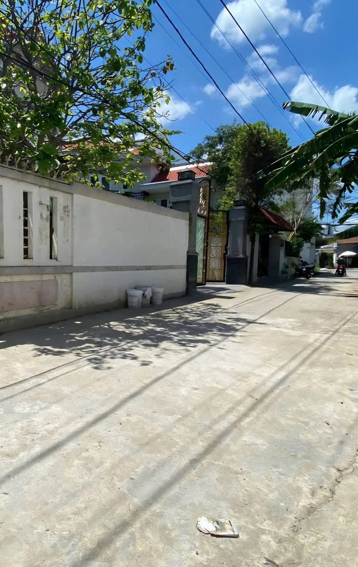 Bán nhà 3 tầng 4 phòng ngủ 100m2 đường Cầu Dứa, Nha Trang - Ảnh 1