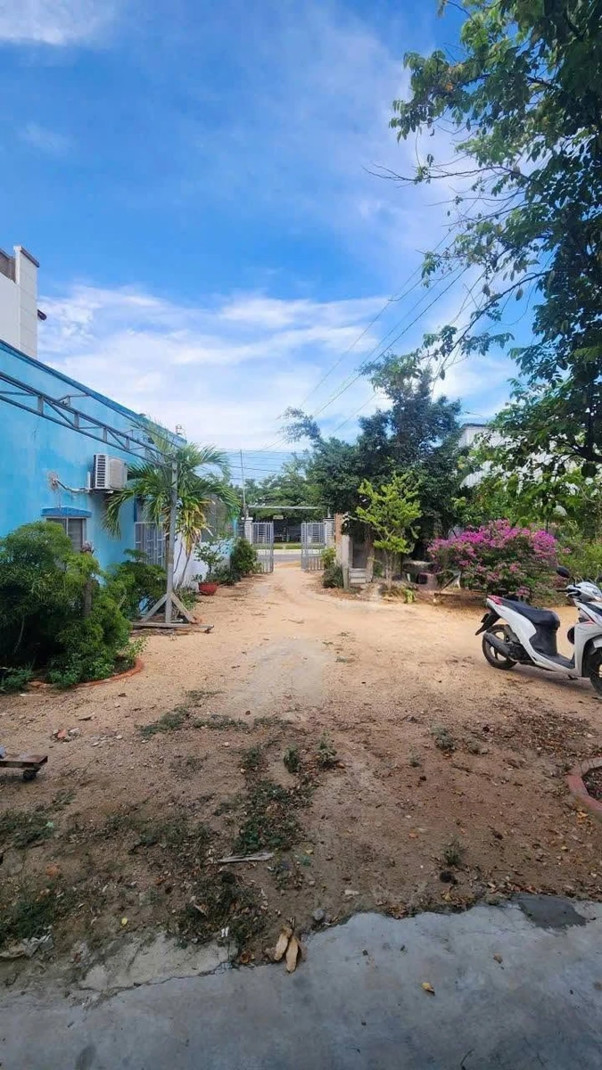 Bán nhà mặt tiền Yên Ninh 800m2, Phan Rang Tháp Chàm 7.5 tỷ - Ảnh thu nhỏ 3