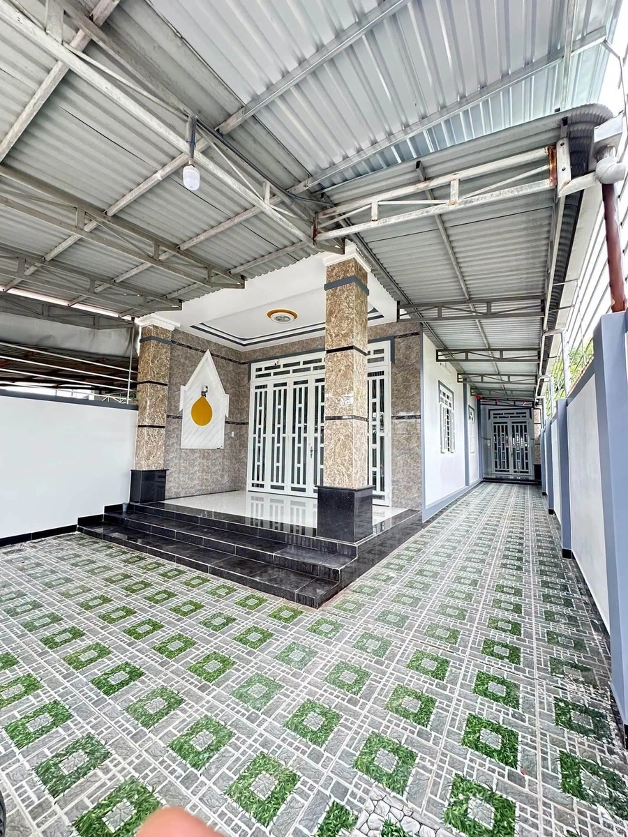 Nhà hẻm mặt tiền 10m, 150m² Long Hòa, Tây Ninh - 1 tỷ 850 triệu - Ảnh thu nhỏ 2