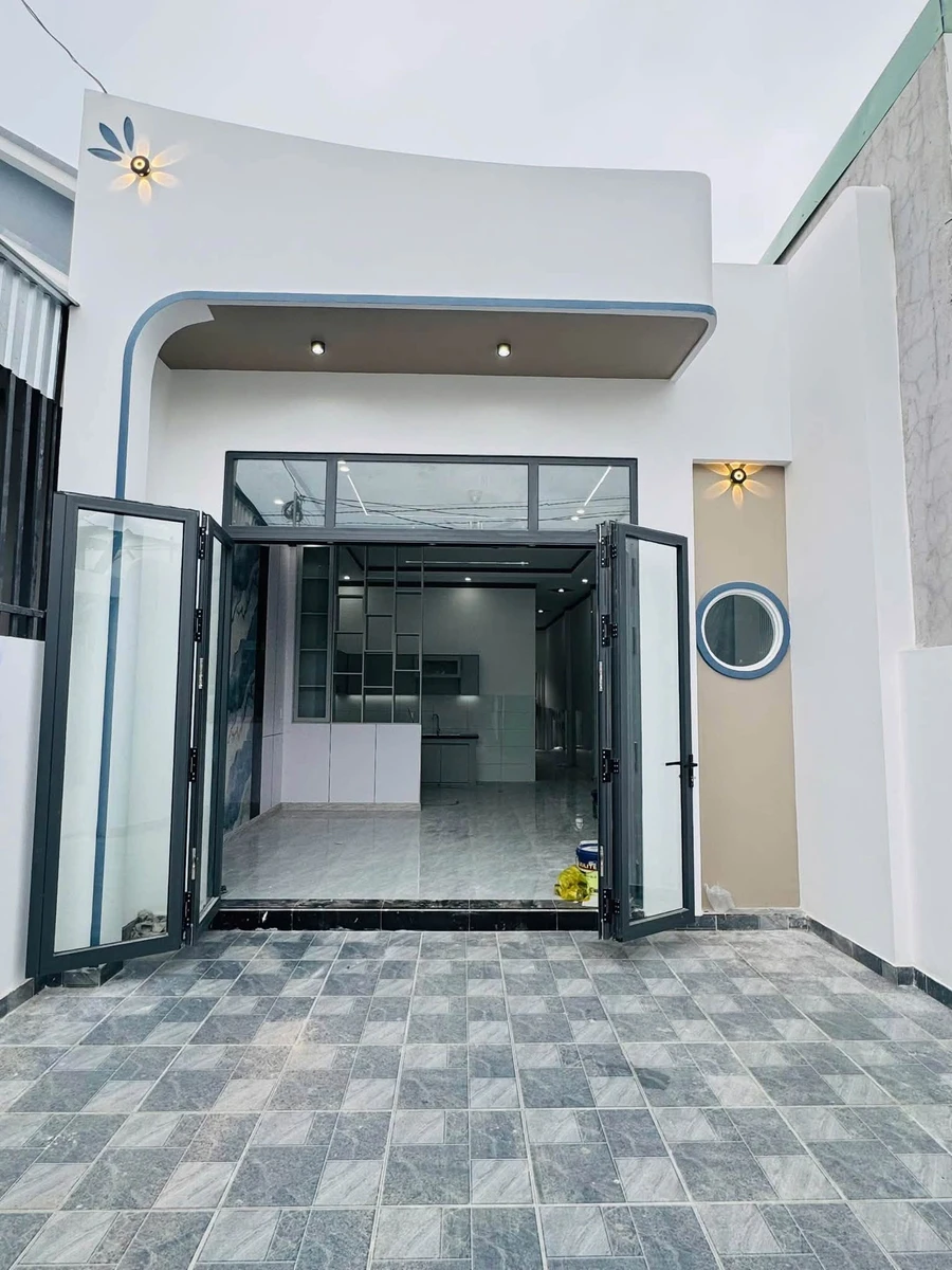 Bán nhà cấp 4 60m² 2 phòng ngủ Bến Cát 1,97 tỷ - Ảnh 1