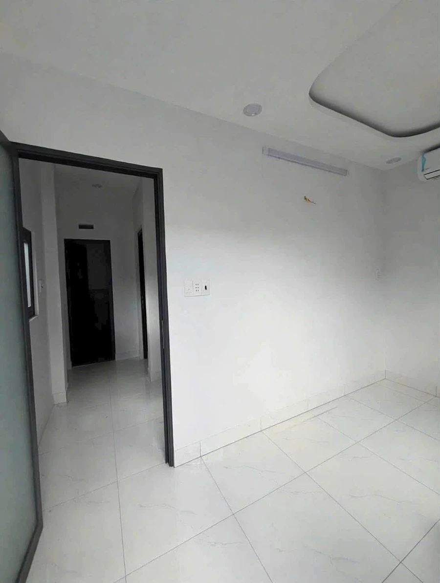 Bán nhà hẻm 4x8m, 4PN 3WC, Huỳnh Tấn Phát Q7, giá 3.89 tỷ - Ảnh thu nhỏ 4