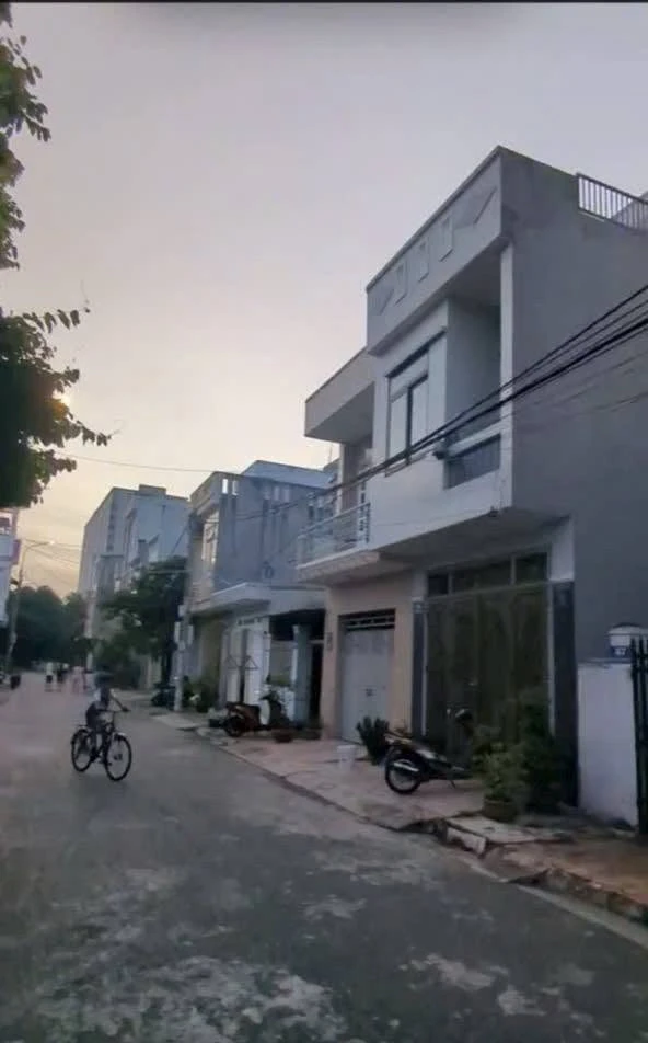 Bán nhà phố Vũng Tàu 64m2 giá 5 tỷ - Ảnh 1