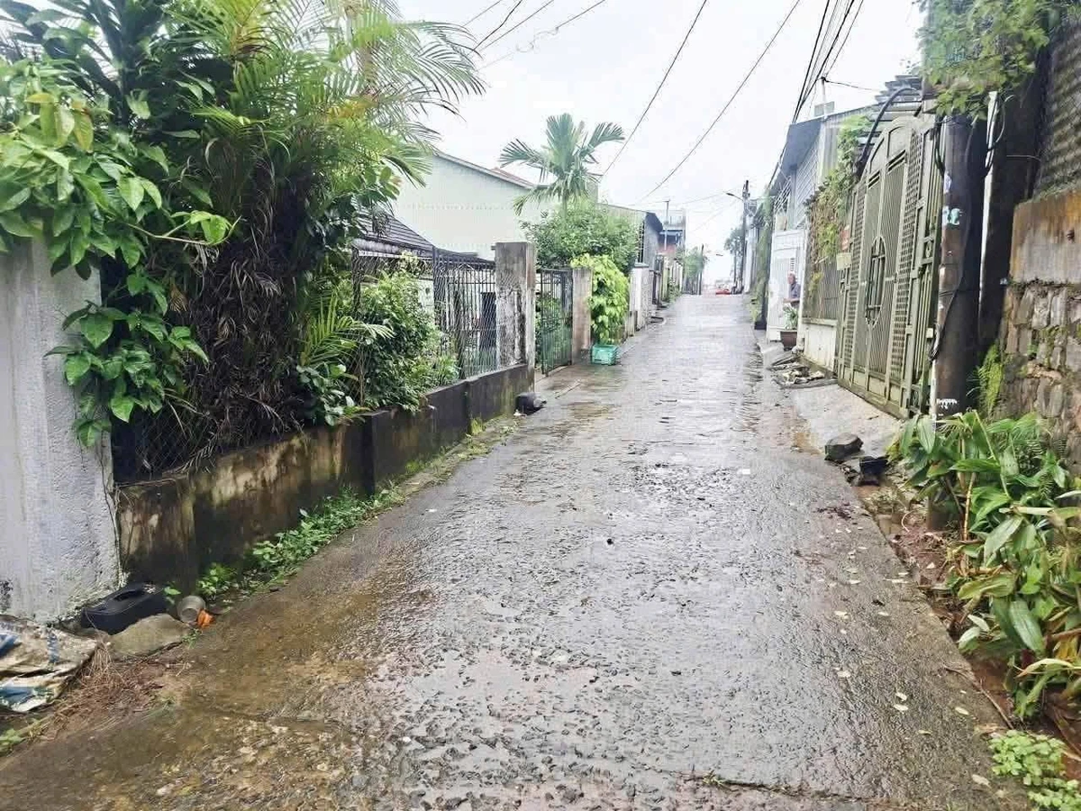 Bán đất 85m² hẻm Phạm Văn Đồng, Pleiku, 5 tỷ - Ảnh thu nhỏ 2