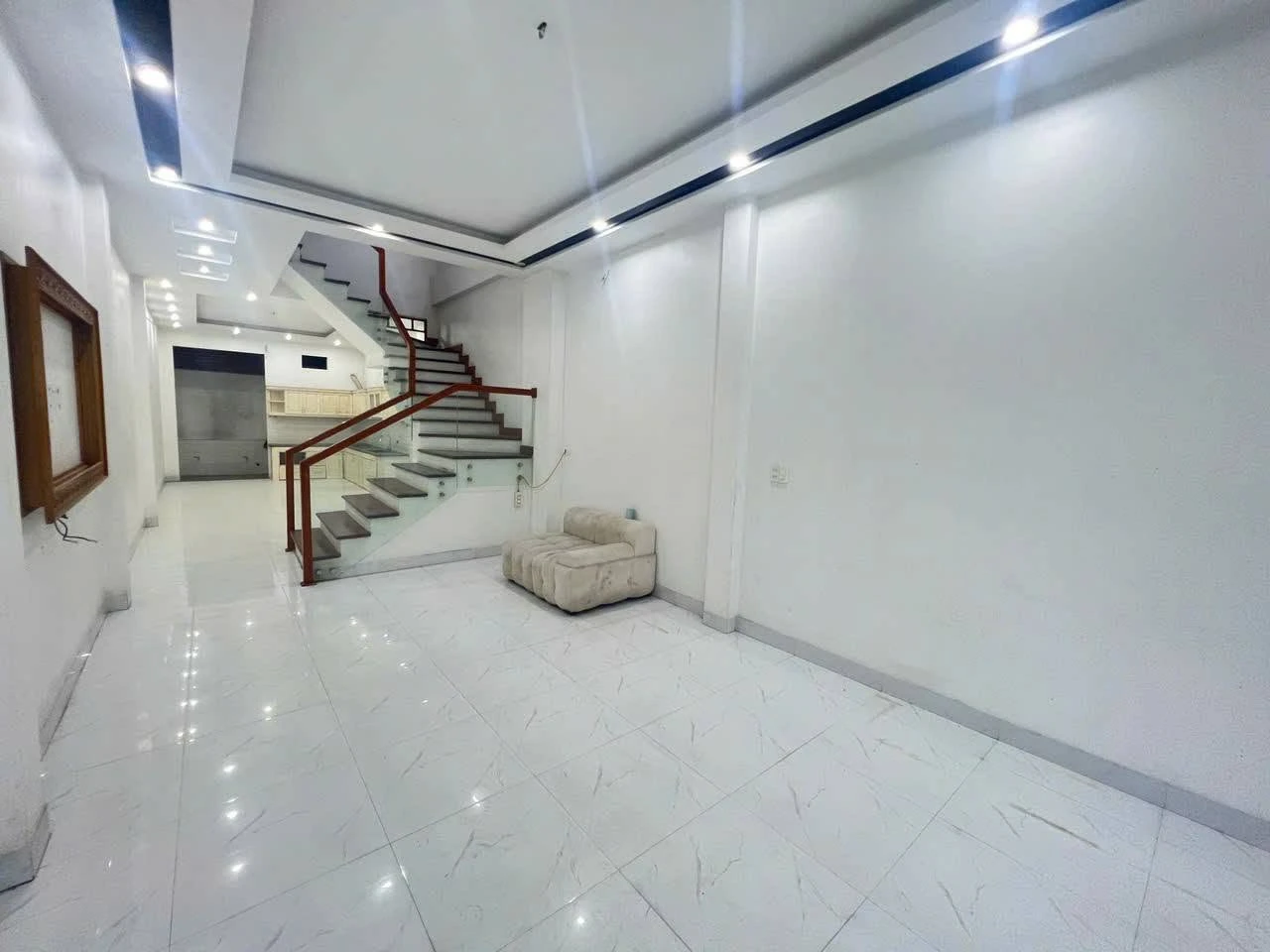 Bán nhà 3 tầng 72m² gần Lê Lai, giá 3 tỷ - Ảnh 1