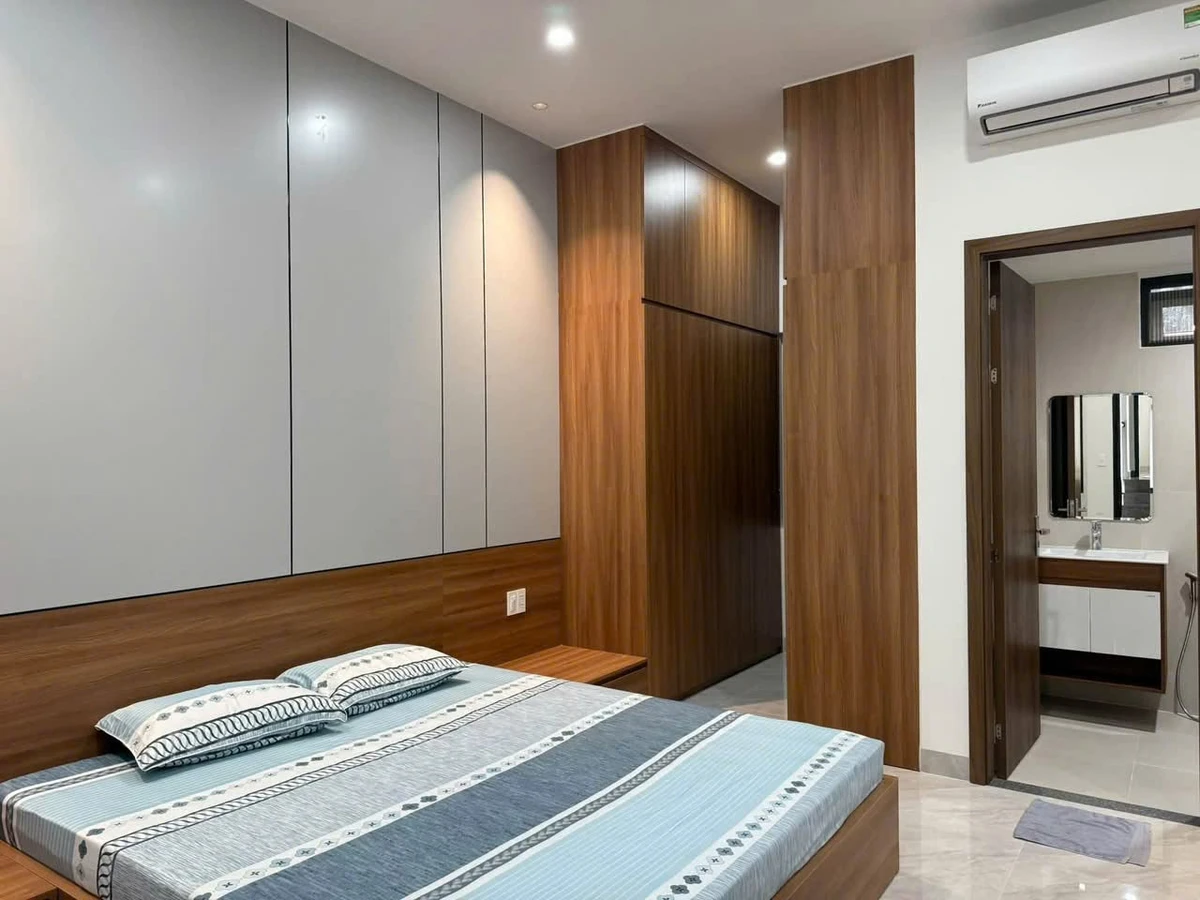 Cho thuê nhà 3 tầng nội thất cao cấp Hòa Cường Đà Nẵng 28 triệu/tháng - Ảnh thu nhỏ 4