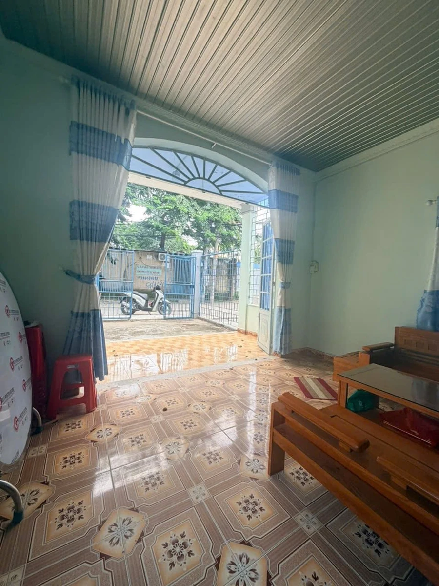Bán nhà cấp 4 góc 2 mặt tiền 70m2 An Bình, 3.5 tỷ - Ảnh thu nhỏ 2