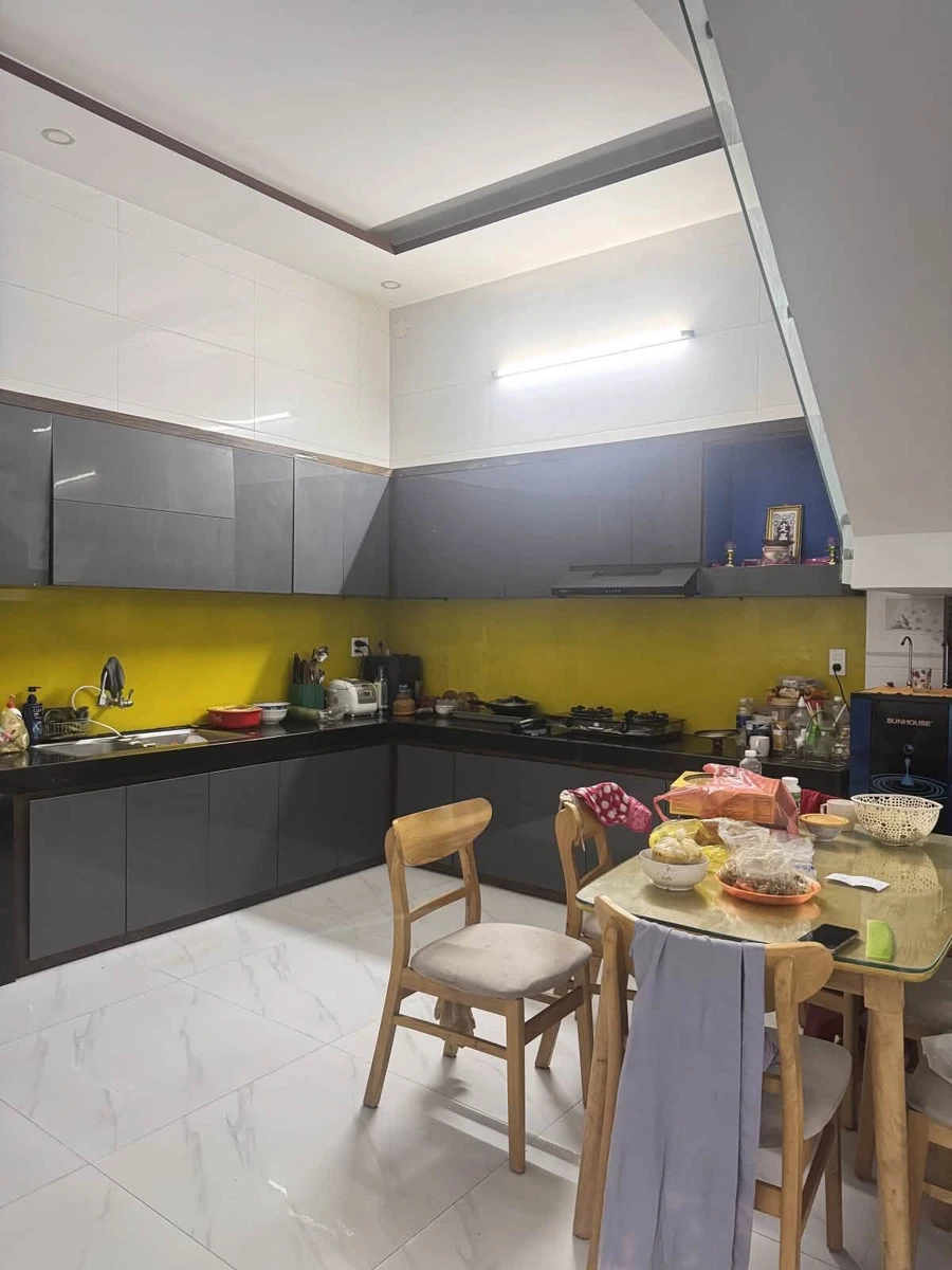 Bán nhà 3 tầng ngang 5m, 61,5m² đường Võ Duy Ninh, Sơn Trà, Đà Nẵng, giá 8,5 tỷ - Ảnh 1