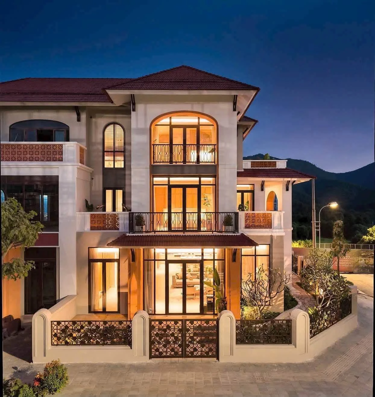 Bán biệt thự song lập 180m² mặt tiền 10m, Elite Island Nha Trang - Ảnh 1
