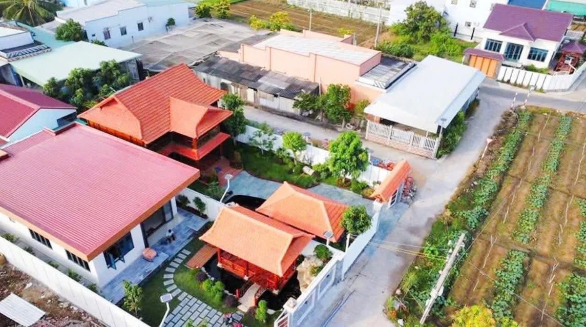 Bán biệt thự sân vườn sàn gỗ gần 300m2 tại Gò Công, Tiền Giang giá 3,2 tỷ - Ảnh thu nhỏ 2