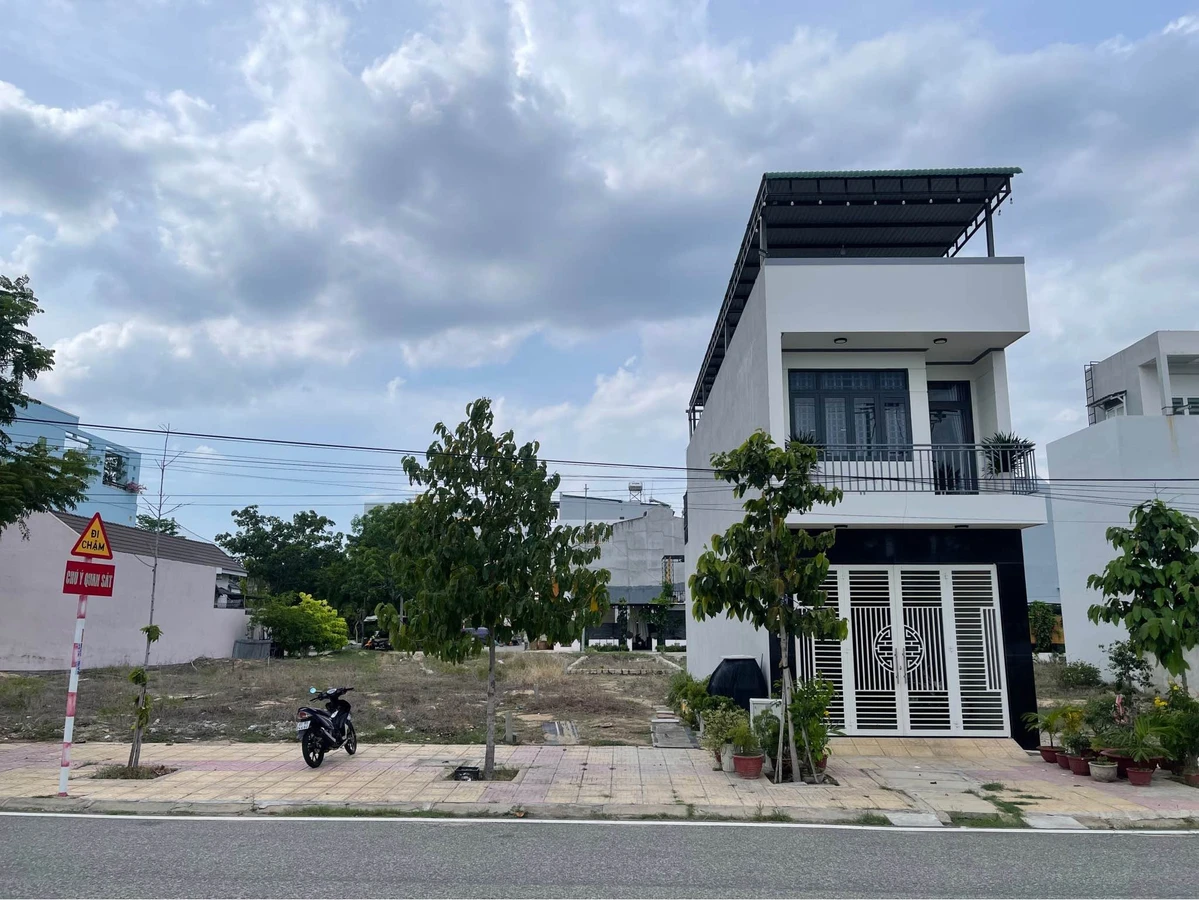 Bán đất biển Bình Sơn 83,25m² mặt tiền Nguyễn Công Trứ 2,5 tỷ - Ảnh thu nhỏ 2