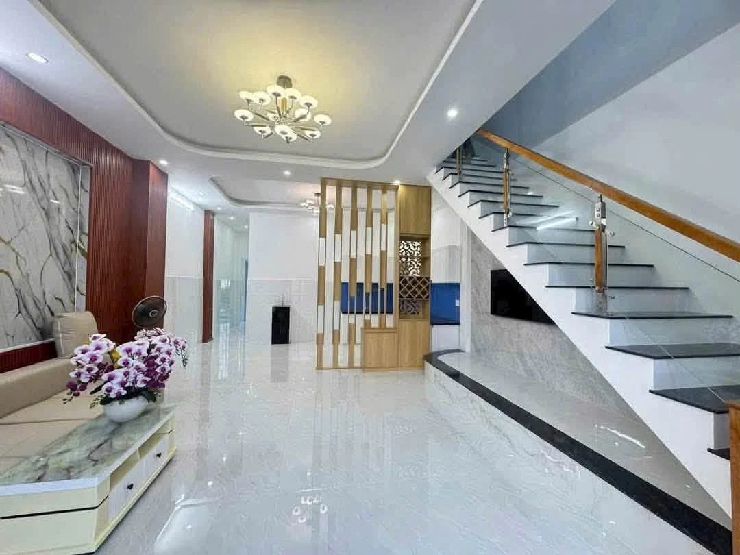 Nhà 1 trệt 1 lầu mặt tiền D3, 78m², 3 PN, 3,7 tỷ - Ảnh thu nhỏ 4