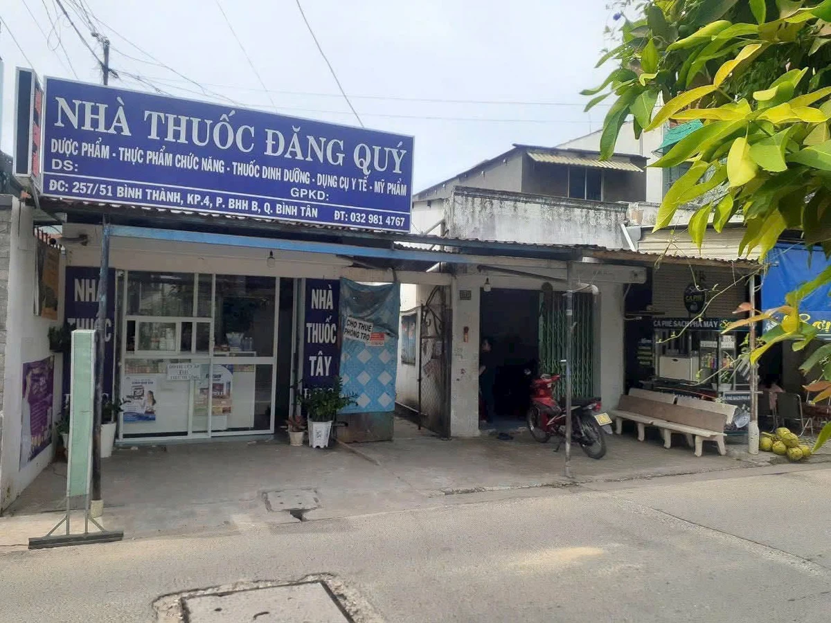 Bán nhà mặt tiền Bình Tân 252m2, 14 phòng trọ kinh doanh - Ảnh 1