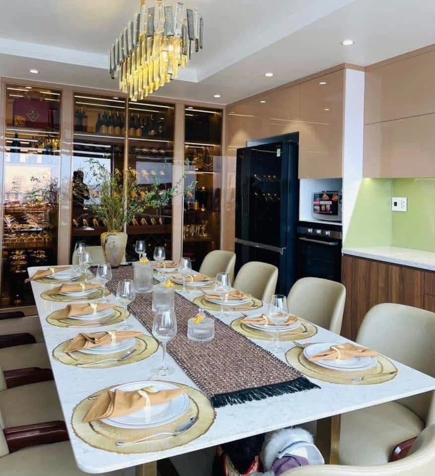 Bán nhà mặt phố Nguyễn Văn Linh 140m2 có thang máy 15 tỷ - Ảnh thu nhỏ 5