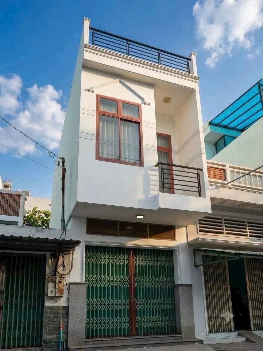 Bán nhà 2 tầng mặt tiền Nguyễn Khuyến 46,2m² 2,75 tỷ - Ảnh 1