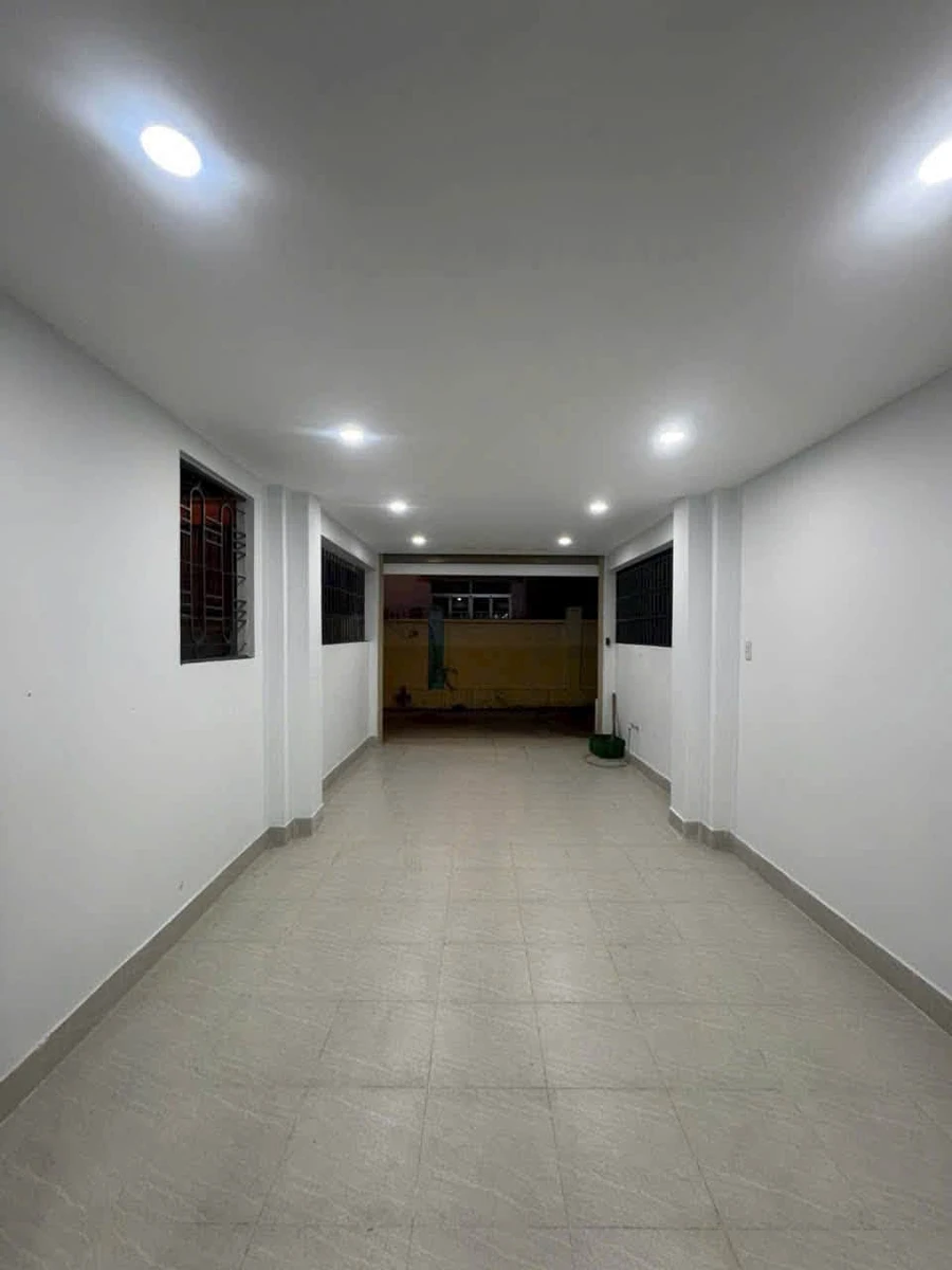 Bán nhà 2 tầng 3PN gần biển Trần Phú Nha Trang 6.9 tỷ - Ảnh 1