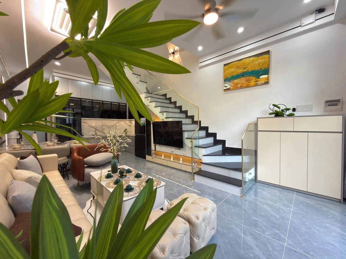 Bán nhà 3 tầng 61m² 5,6 tỷ Quận 4 - Ảnh thu nhỏ 3