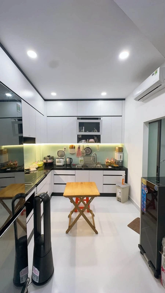 Bán nhà 2 tầng 50m² 3PN Quận 9, full nội thất - Ảnh thu nhỏ 4