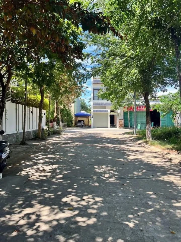 Bán đất 96,75m² Phan Đình Phùng Quảng Ngãi, giá 1,9 tỷ