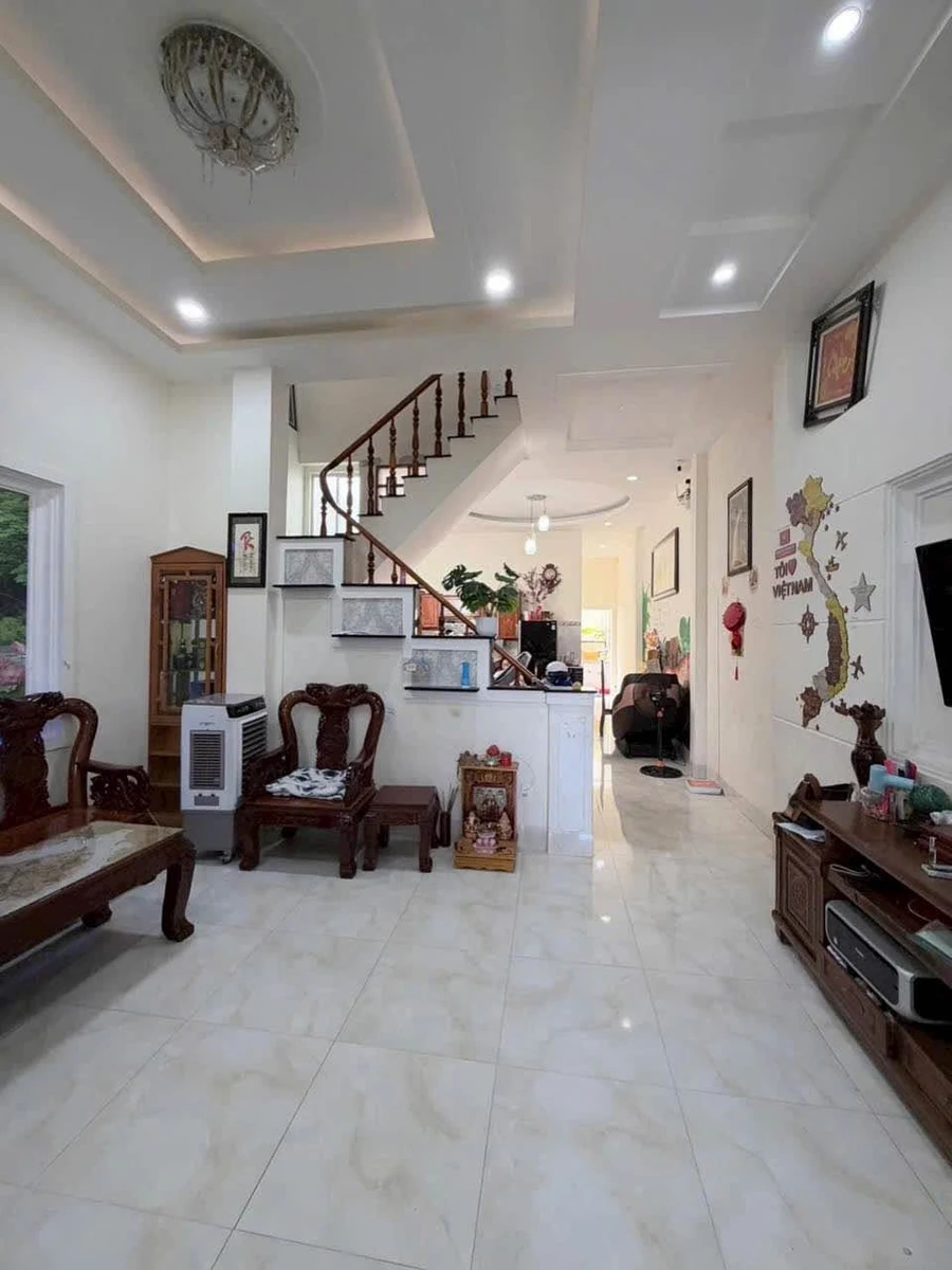 Bán nhà mặt tiền Văn Thánh 3, 100m², 2 phòng ngủ, 2.3 tỷ - Ảnh thu nhỏ 4