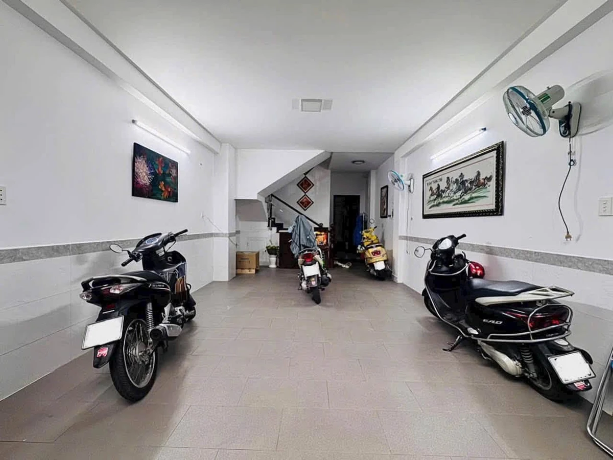Bán nhà 4 tầng 4PN 70m² gần Chợ Bà Chiểu, Phú Nhuận 12 tỷ - Ảnh thu nhỏ 3