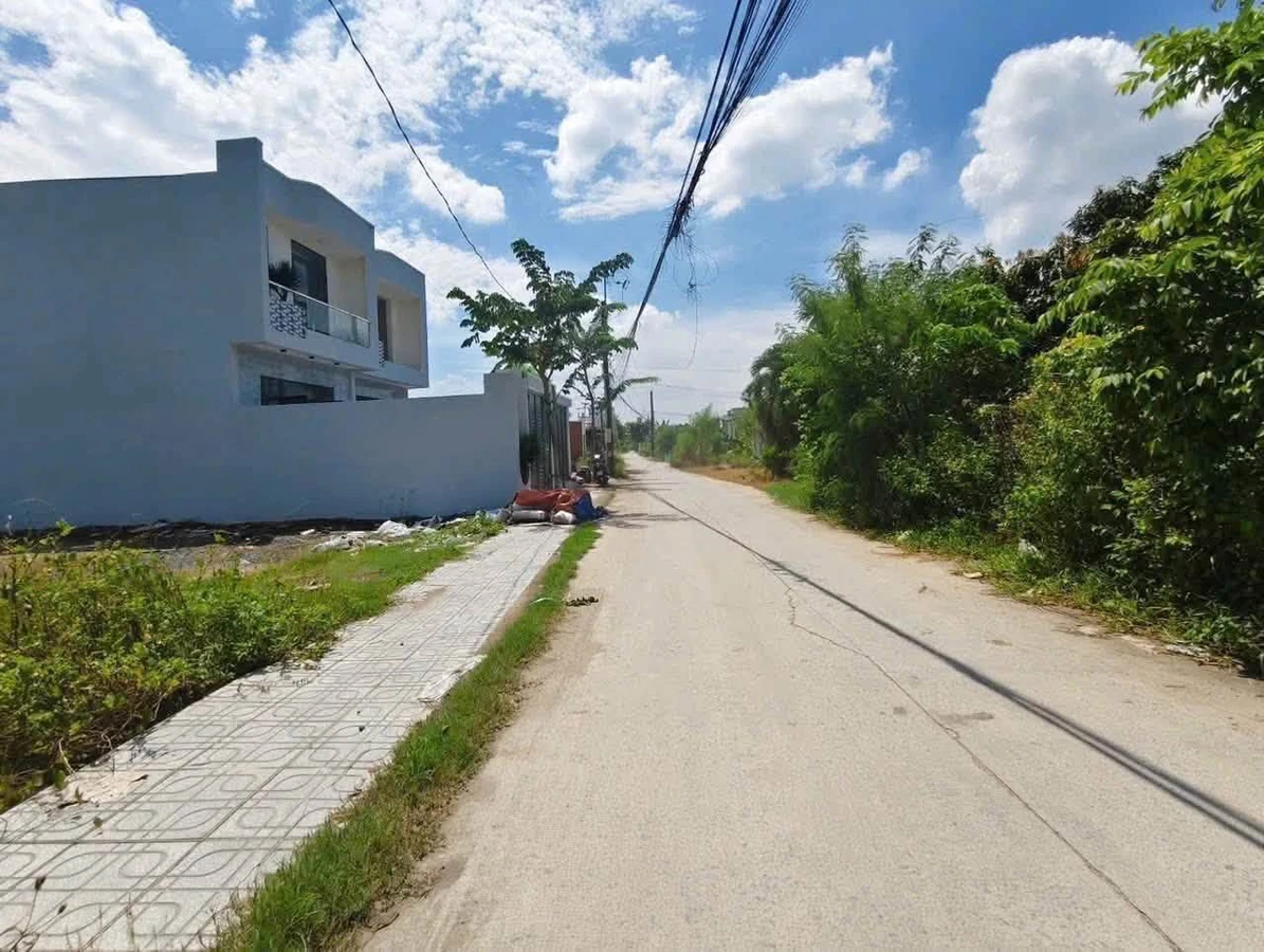 Bán đất 140 m² full thổ cư Hóc Môn - Ảnh 1