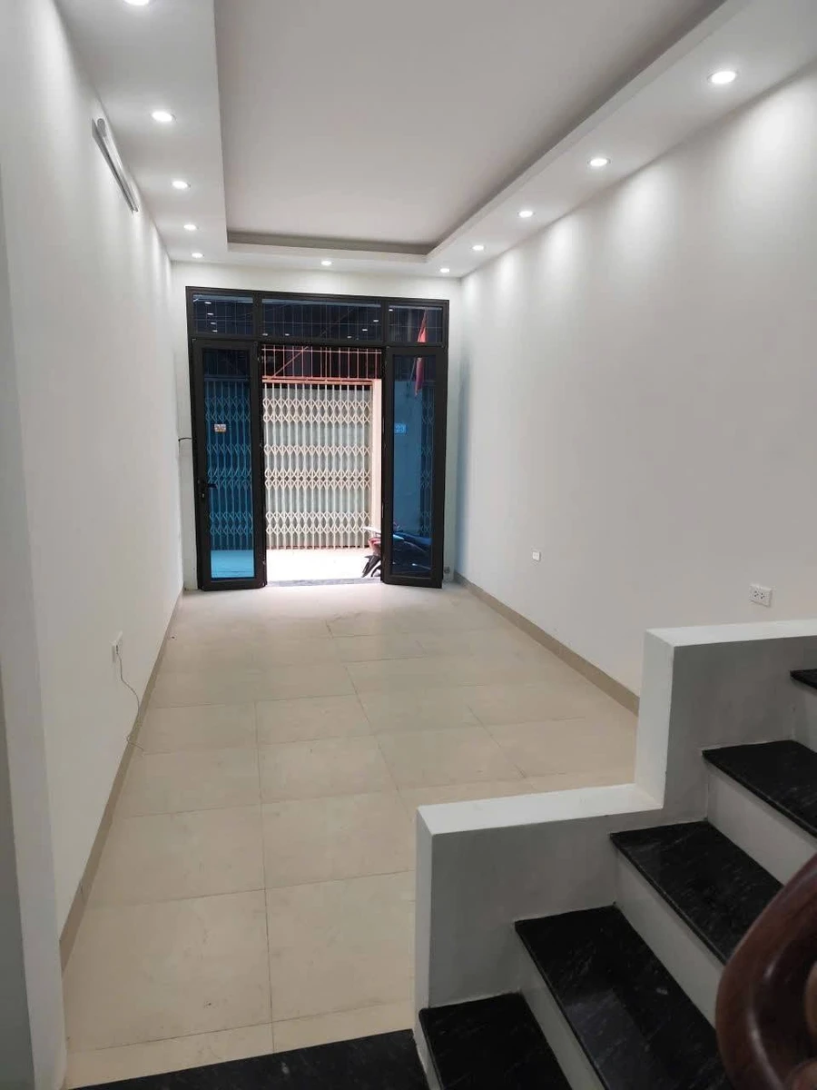 Bán nhà 5 tầng 50m² 6 phòng Phố Xốm Bình Chánh - Ảnh thu nhỏ 4