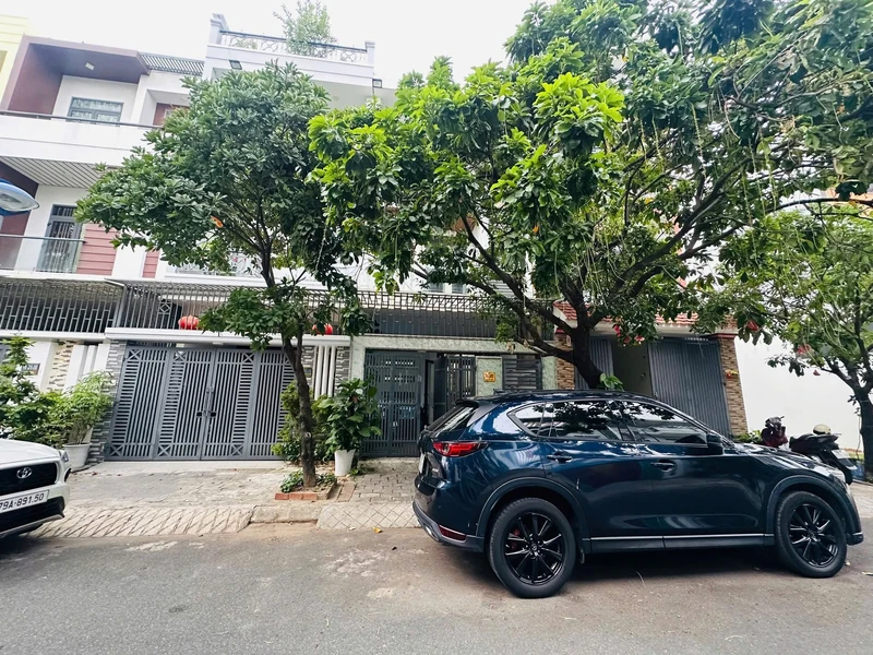 Nhà mặt tiền Hoàng Đình Giong 95m² 3 tầng 9,2 tỷ