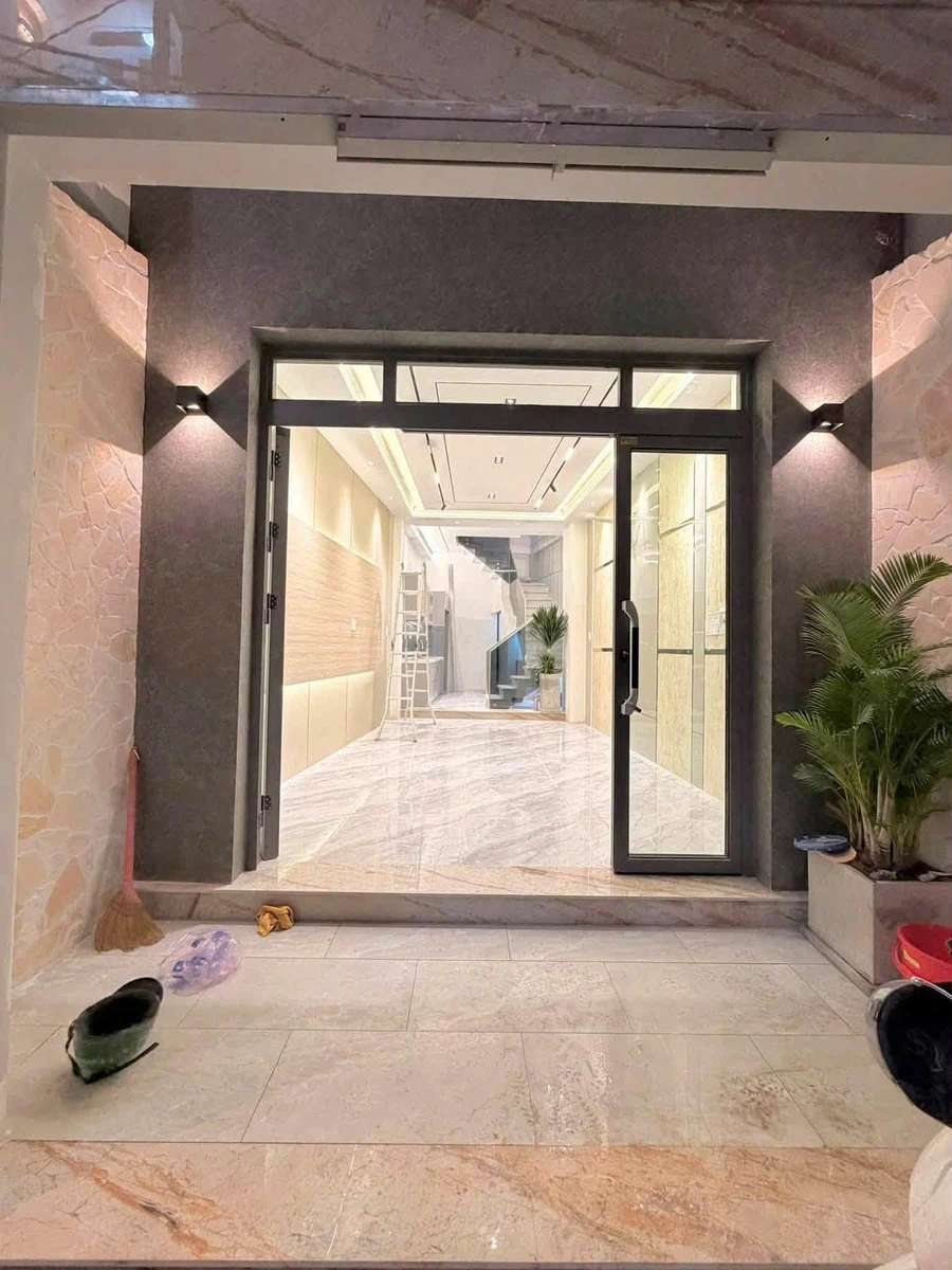 Bán nhà hẻm xe hơi 4 tầng xây mới 4x10m, 3PN, Quận 4, giá 8,8 tỷ - Ảnh thu nhỏ 2