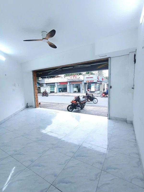 Cho thuê nhà mặt tiền Nơ Trang Long 56m² 2 PN Bình Thạnh