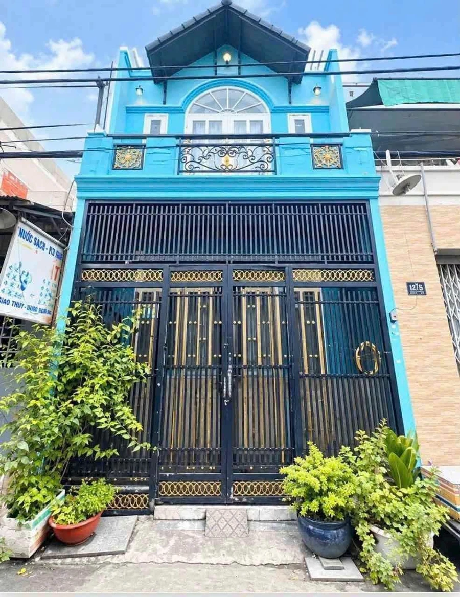 Bán nhà 2 tầng 2PN 36m² Bình Tân giáp Tân Phú - Ảnh 1
